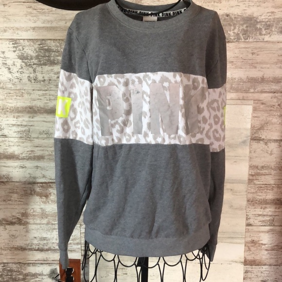 PINK Victoria's Secret Tops - PINK Victorias Secret SOFT Leopard REFLECTIVE Crew Sweatshirt size XS​​​